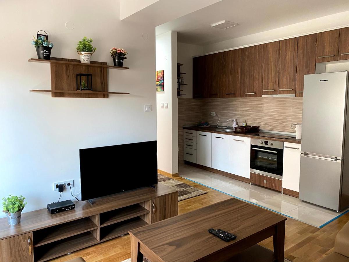 Skopje Brand New Apartment Екстериор снимка